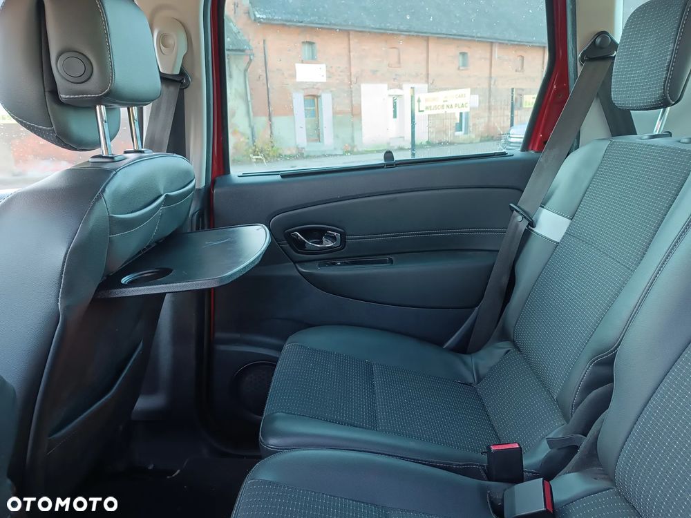 Renault Scenic - 16