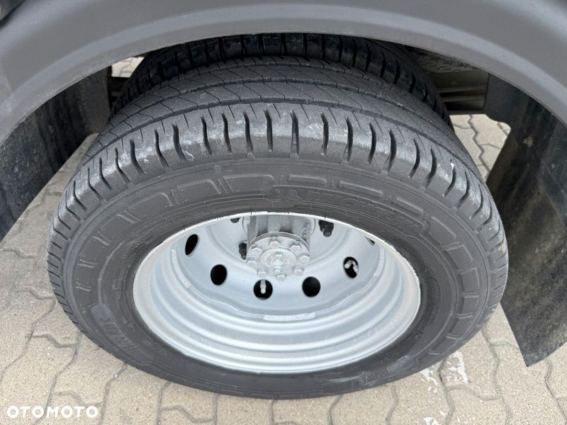 Renault MAXITY - 23