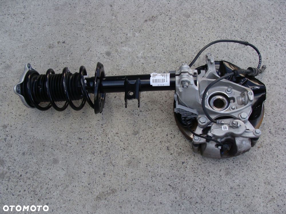 amortyzator zwrotnica prawa mercedes gla h247 a2473208801 - 4