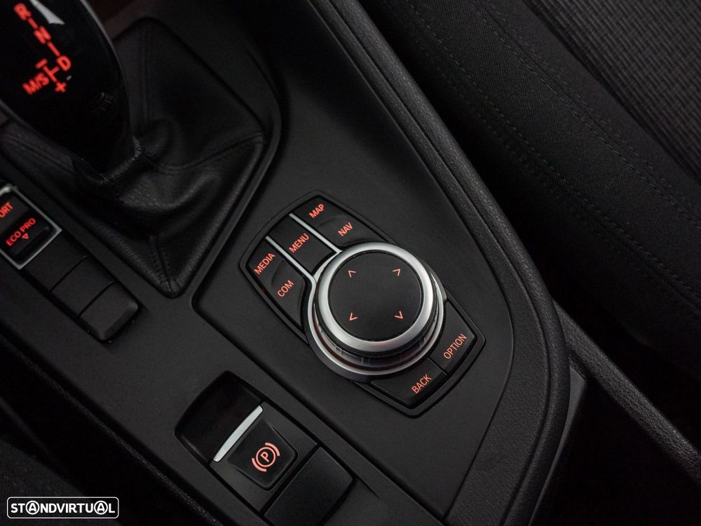 BMW X1 16 d sDrive Advantage Auto - 26