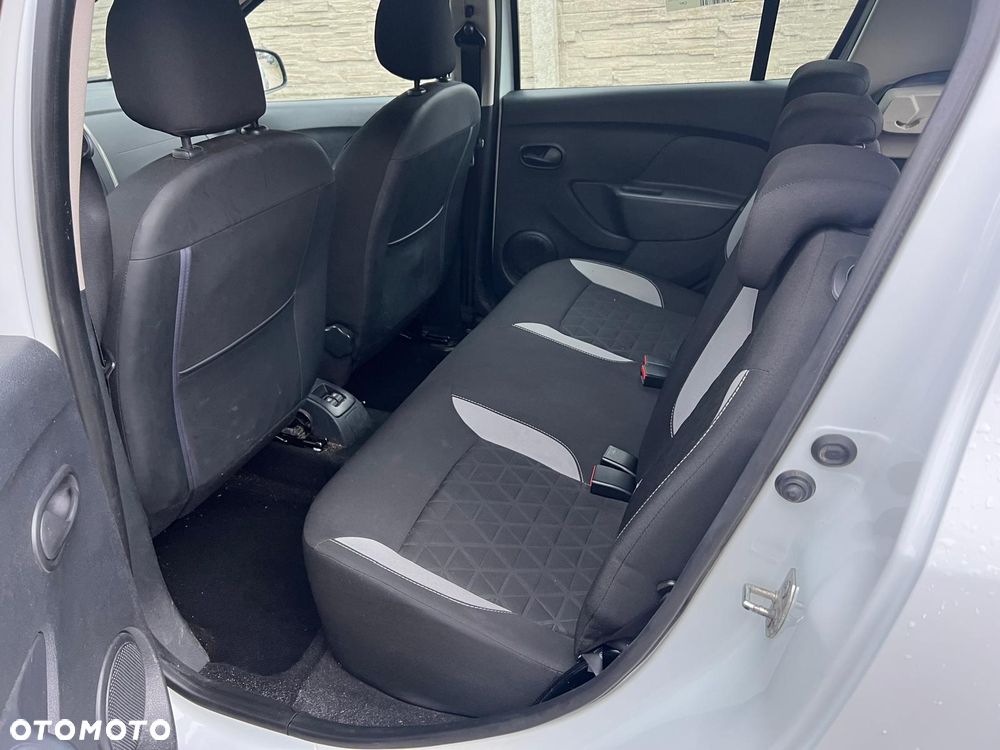 Dacia Sandero 0.9 TCe Laureate - 14