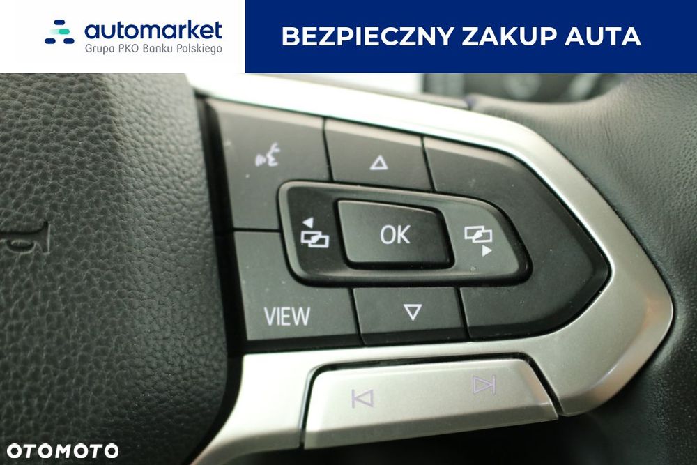 Volkswagen Golf VIII 1.5 TSI EVO Life - 17