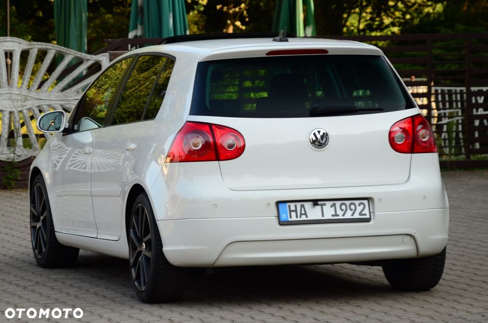 Volkswagen Golf - 15