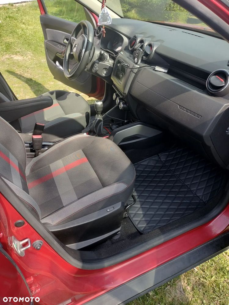 Dacia Duster 1.6 SCe Outdoor S&S - 11