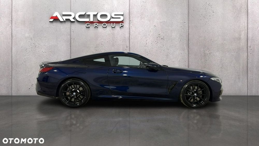 BMW Seria 8 - 7