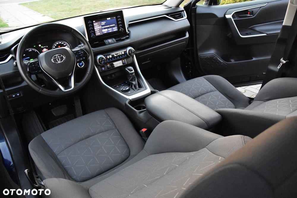 Toyota RAV4 - 18