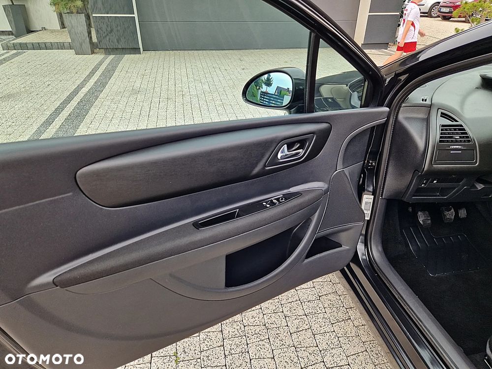 Citroën C4 1.4 16V Advance - 13