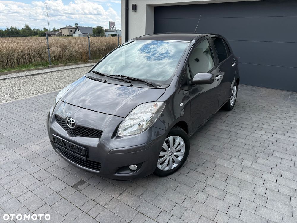 Toyota Yaris - 1