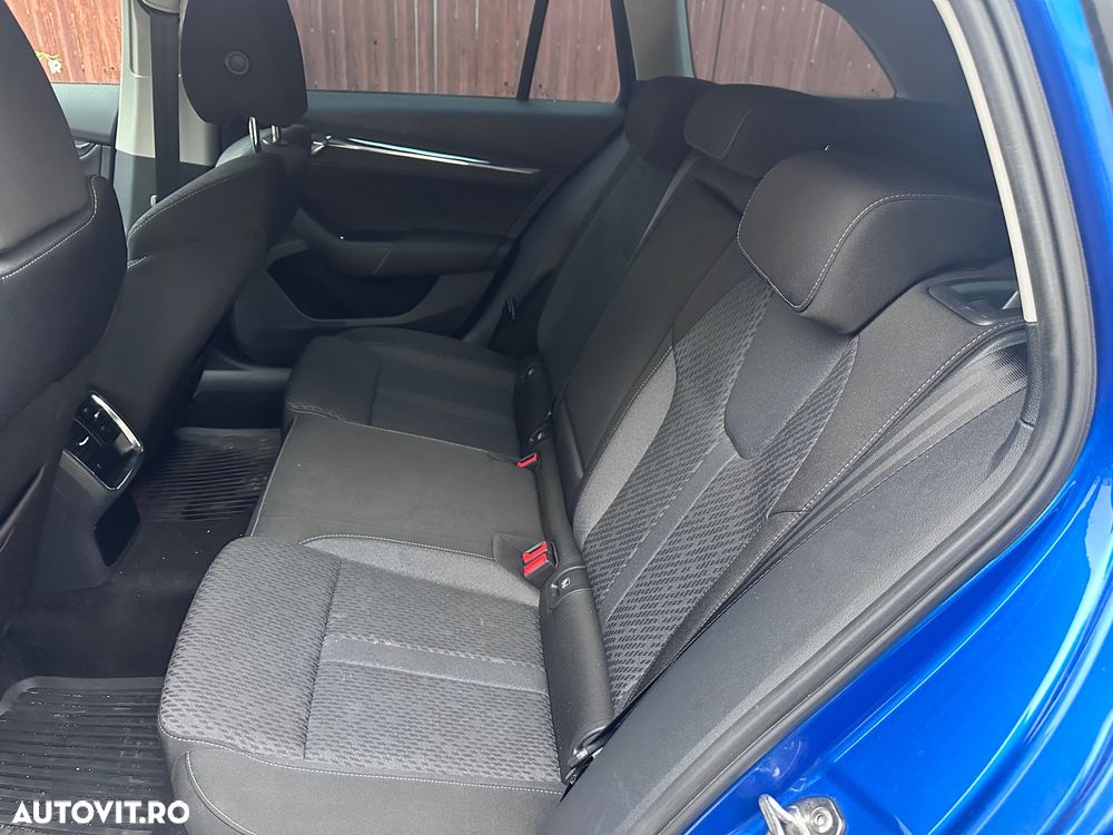 Skoda Octavia Combi 2.0 TDI (Green tec) RS - 7