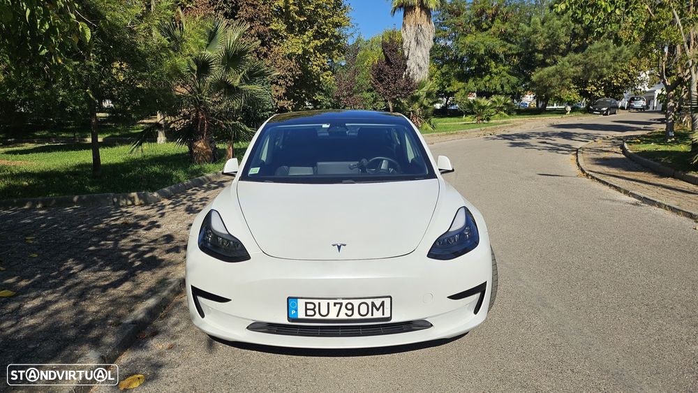Tesla Model 3 - 16