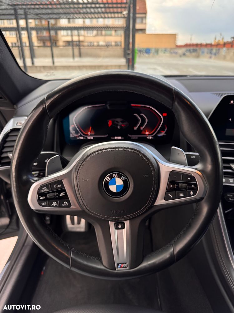 BMW Seria 8 - 21