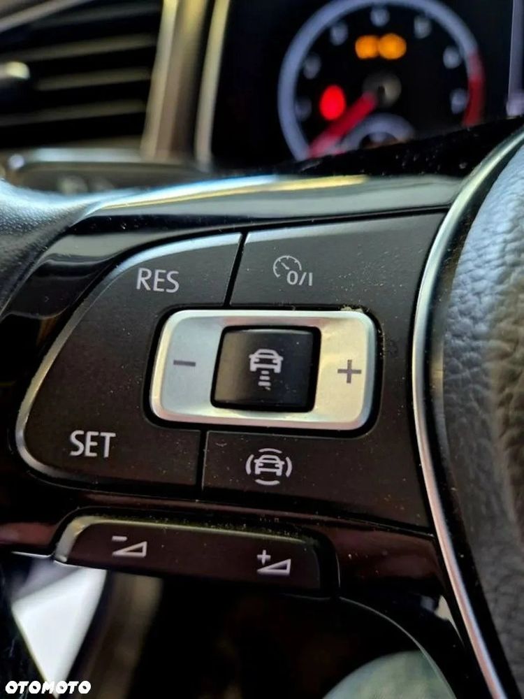 Volkswagen T-Roc 1.5 TSI ACT Advance DSG - 21