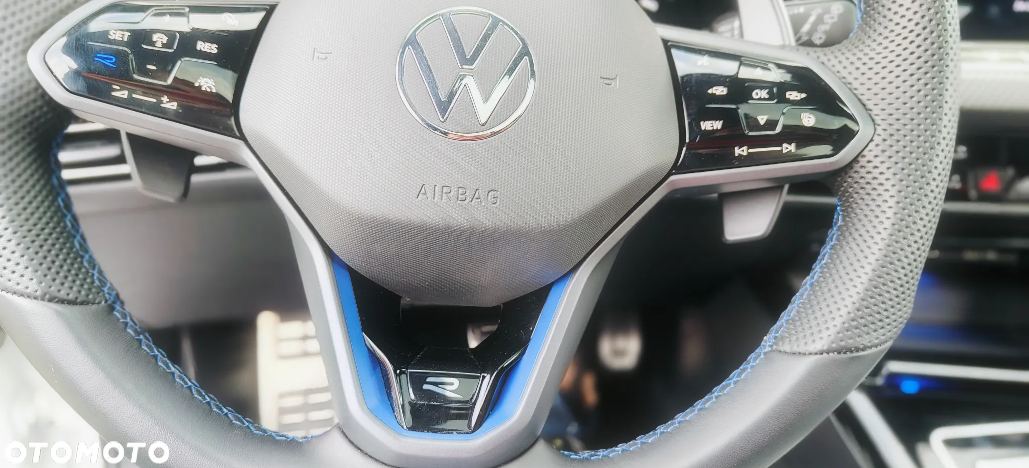 Volkswagen Golf VIII 2.0 TSI 4Motion R DSG - 15