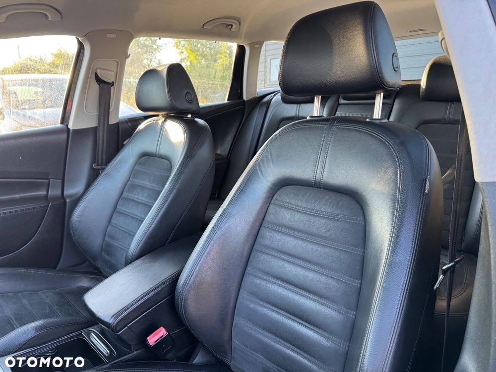Volkswagen Passat 2.0 TDI Highline - 15