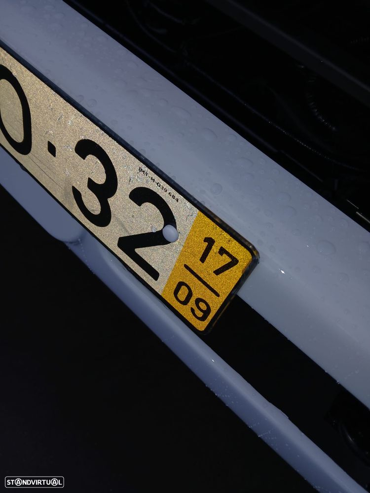 Mitsubishi FUSO CANTER 3C13G - 4