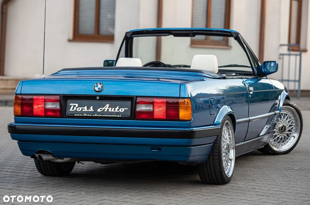 BMW Seria 3 325i - 11