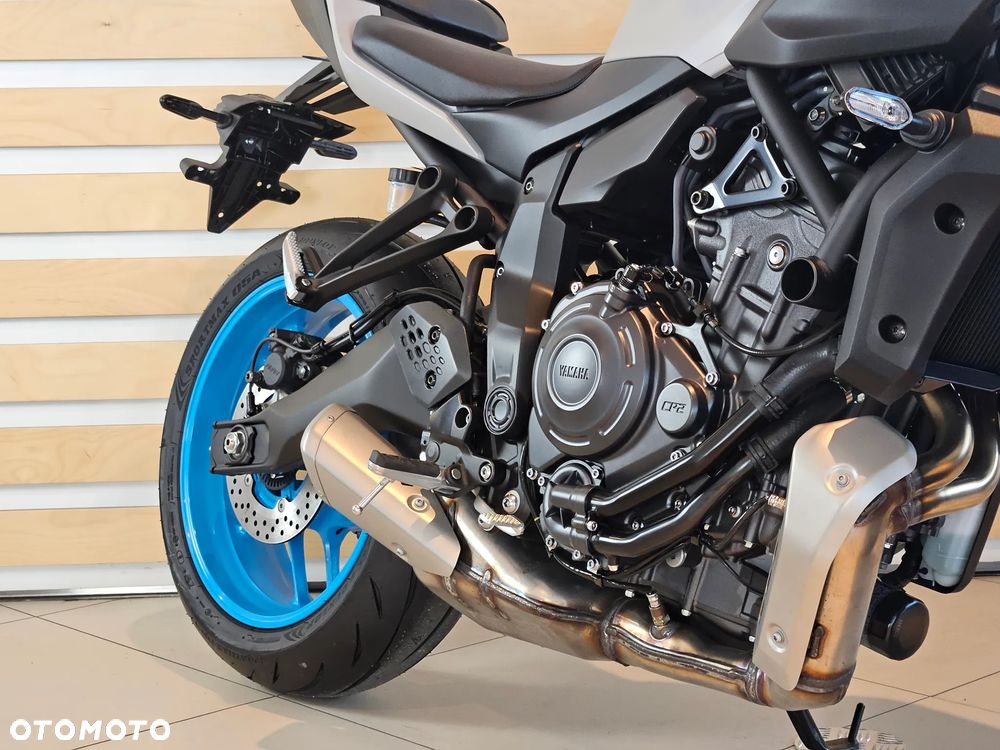 Yamaha MT - 16
