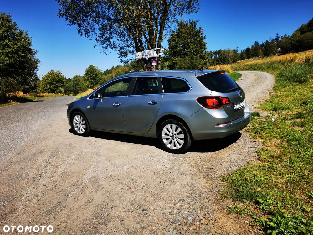 Opel Astra 1.4 Turbo - 2