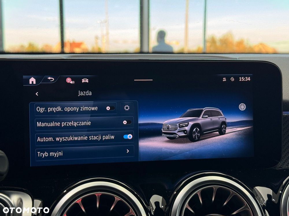 Mercedes-Benz GLB 200 AMG Line 7G-DCT - 32