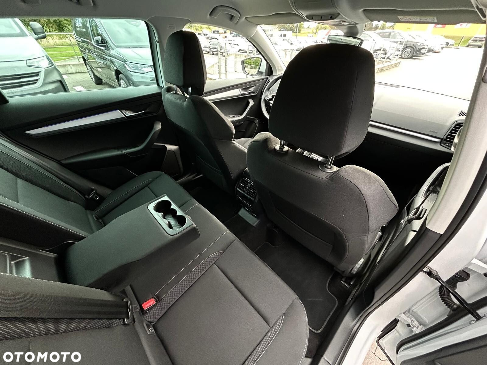 Skoda Karoq 1.5 TSI ACT Selection DSG - 10