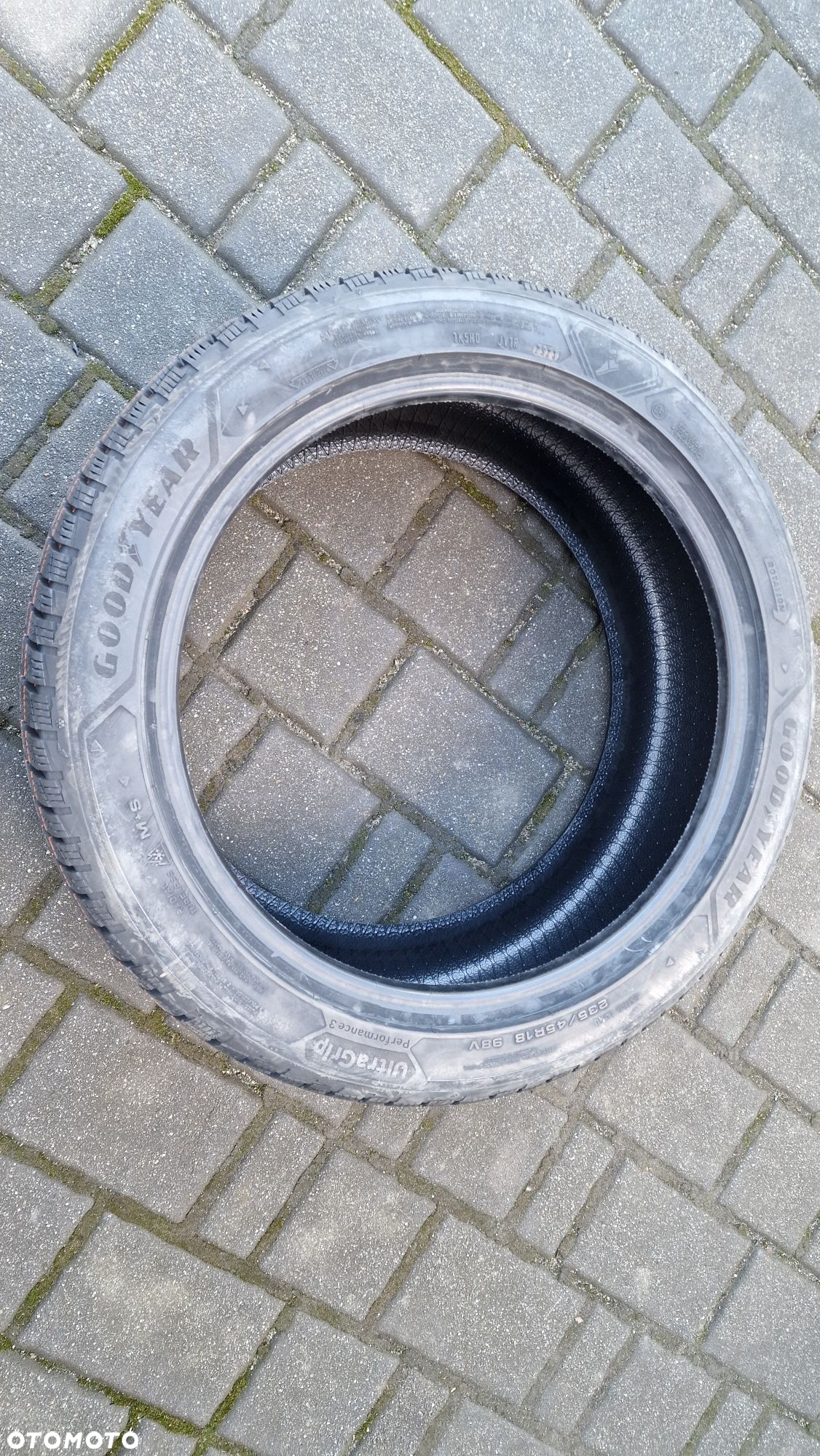 Nowe Opony Zimowe Goodyear UltraGrip Performance 3 235/45R18  2923 4s - 6