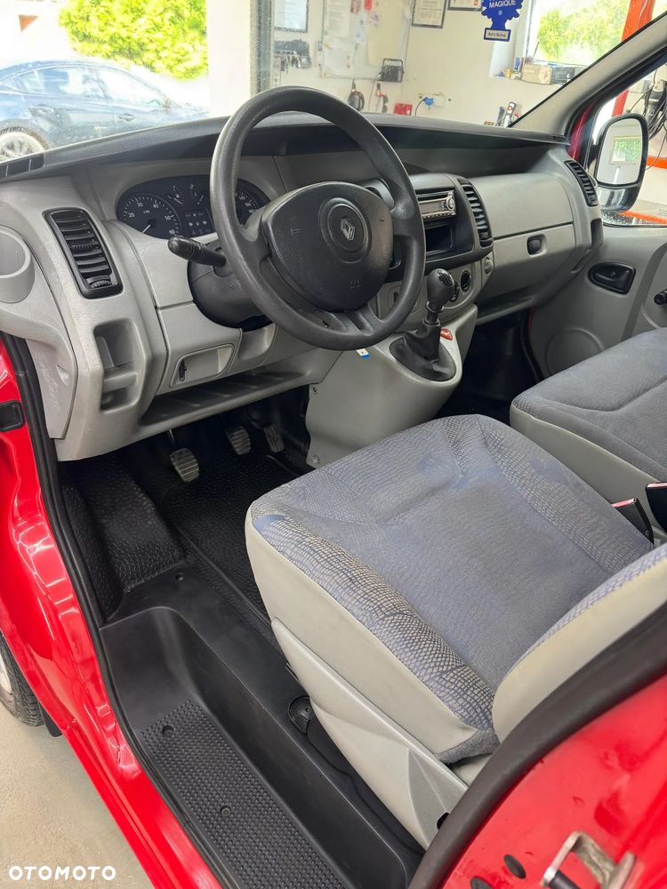 Renault Trafic - 8