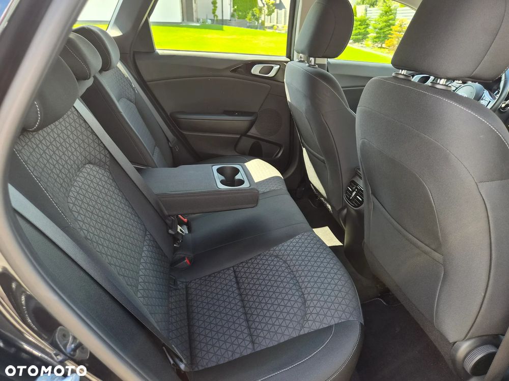Kia Ceed 1.5 T-GDI DCT7 OPF Platinum Edition - 17