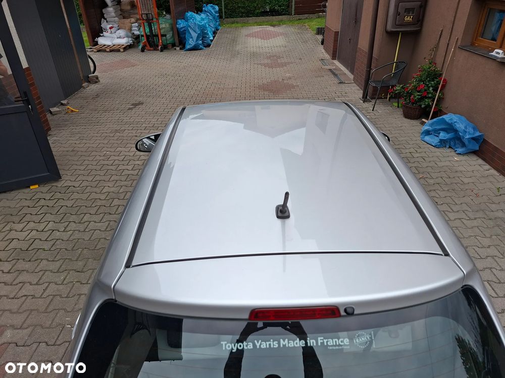 Toyota Yaris - 5