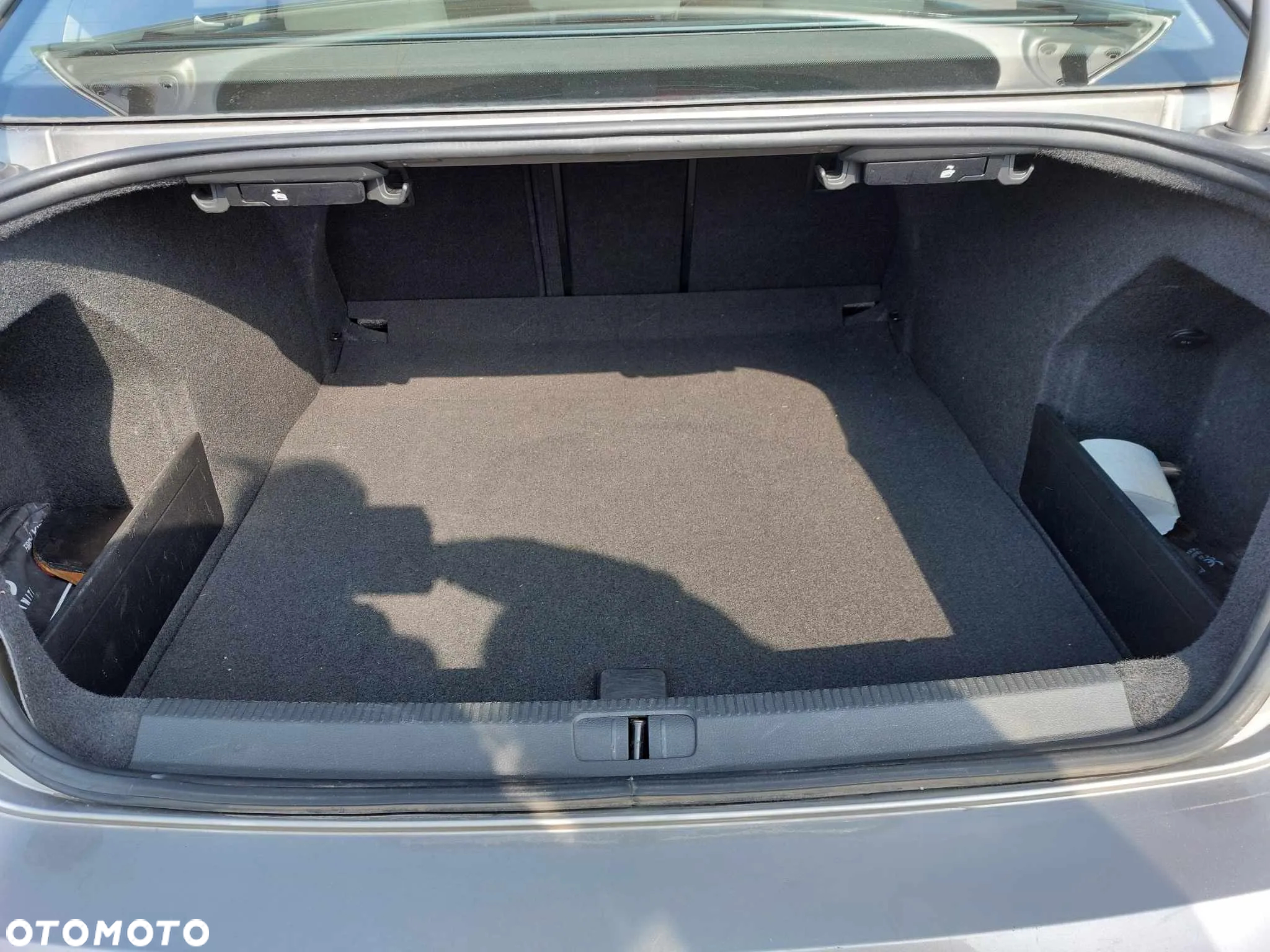 Volkswagen Passat 2.0 TDI Comfortline - 16