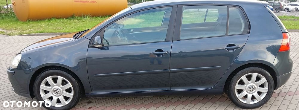 Volkswagen Golf - 2