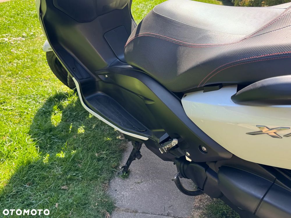 Yamaha X-max - 6