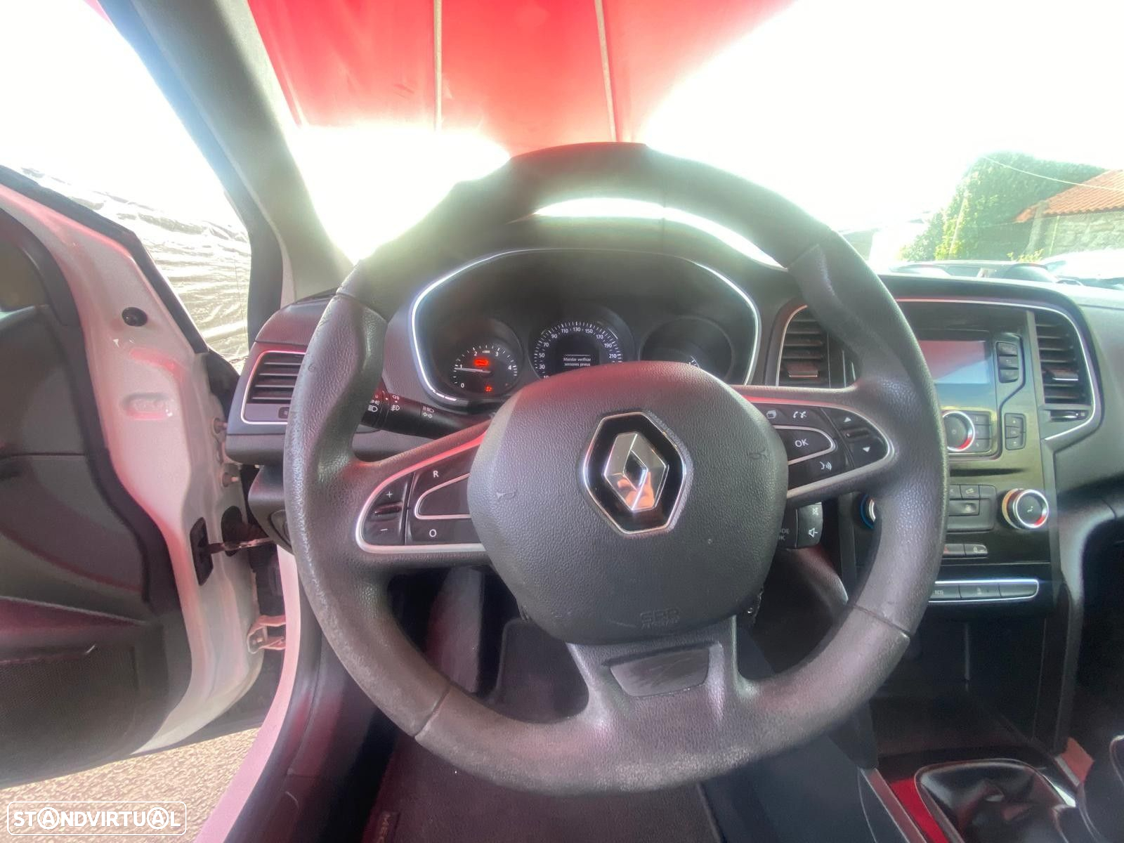 Renault Mégane 1.5 dCi Zen - 12