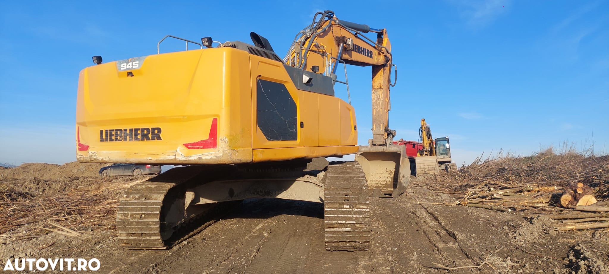 Liebherr R945 - 7