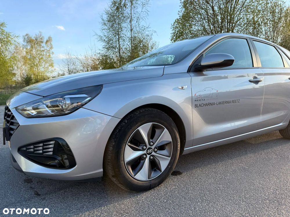 Hyundai i30 1.5 DPI Classic + - 11