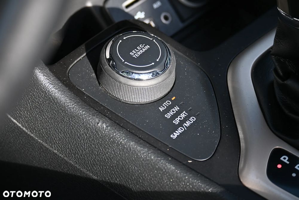 Jeep Cherokee 2.0 Multijet Active Drive II Automatik Limited - 33