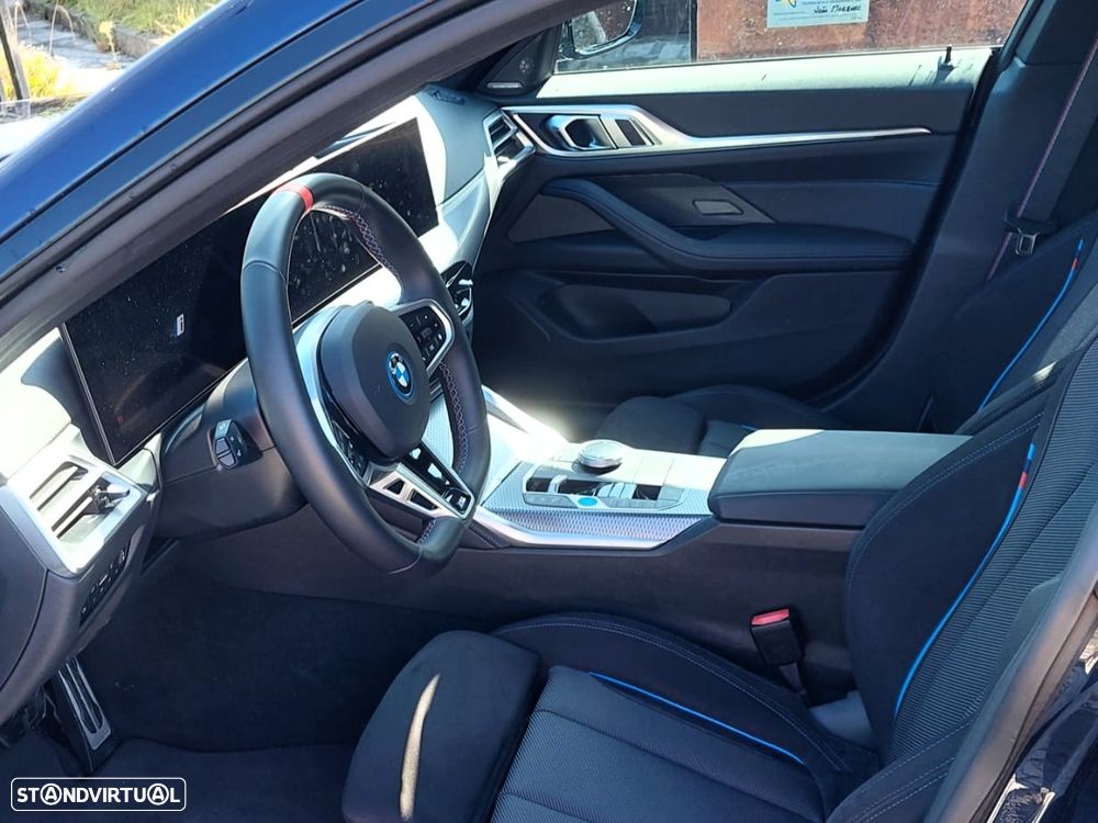 BMW i4 - 4