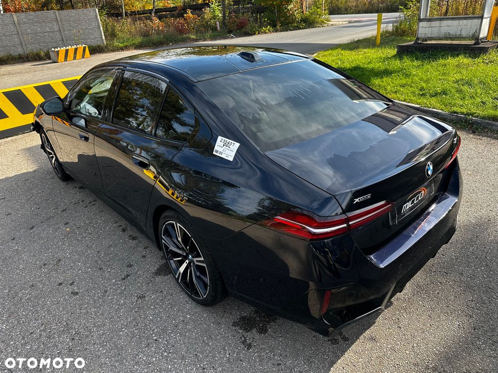 BMW Seria 5 520d xDrive mHEV M Sport - 5