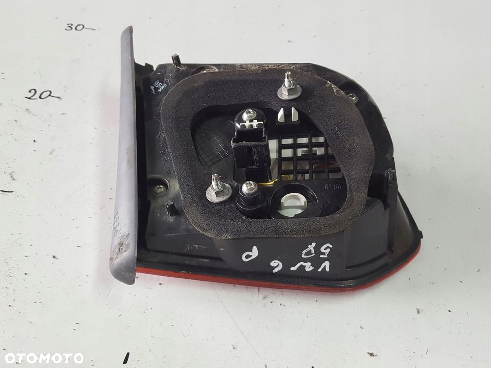 VW GOLF 6 VI 08-13r GTD HB LAMPA LED KLAPY PRAWA TYŁ ANGLIK - 4