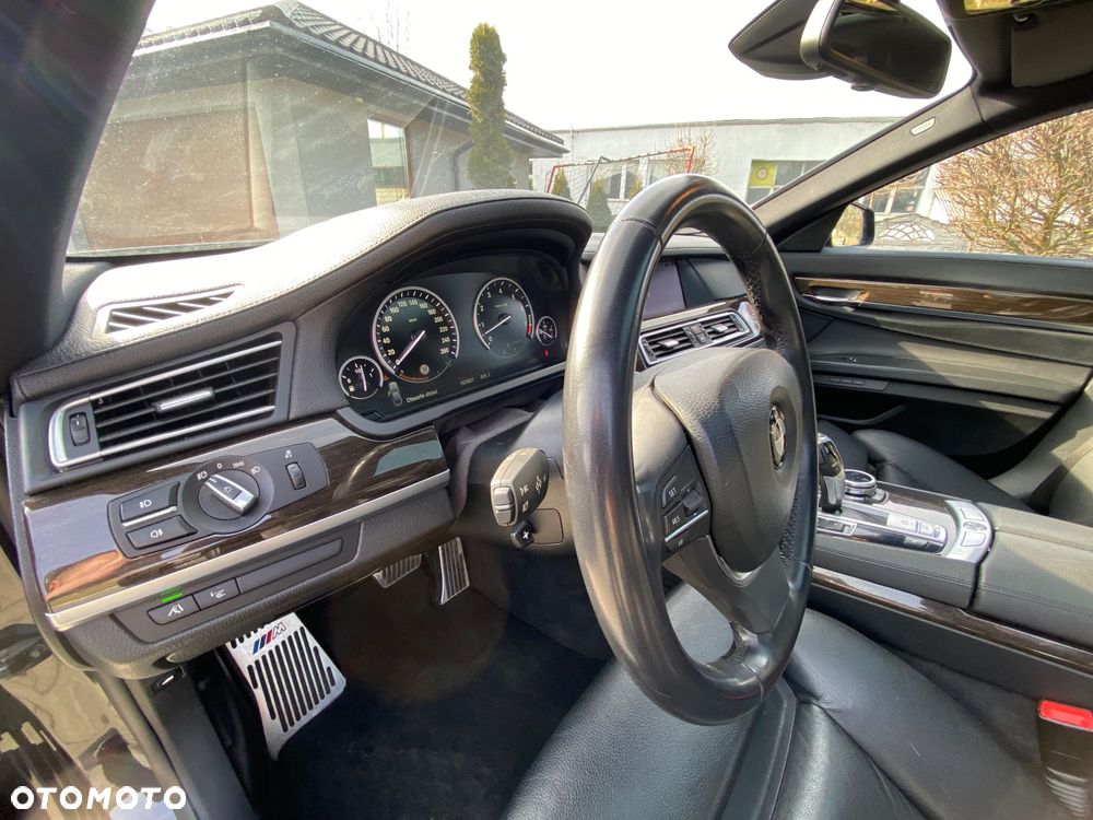 BMW Seria 7 ver-activehybrid - 16