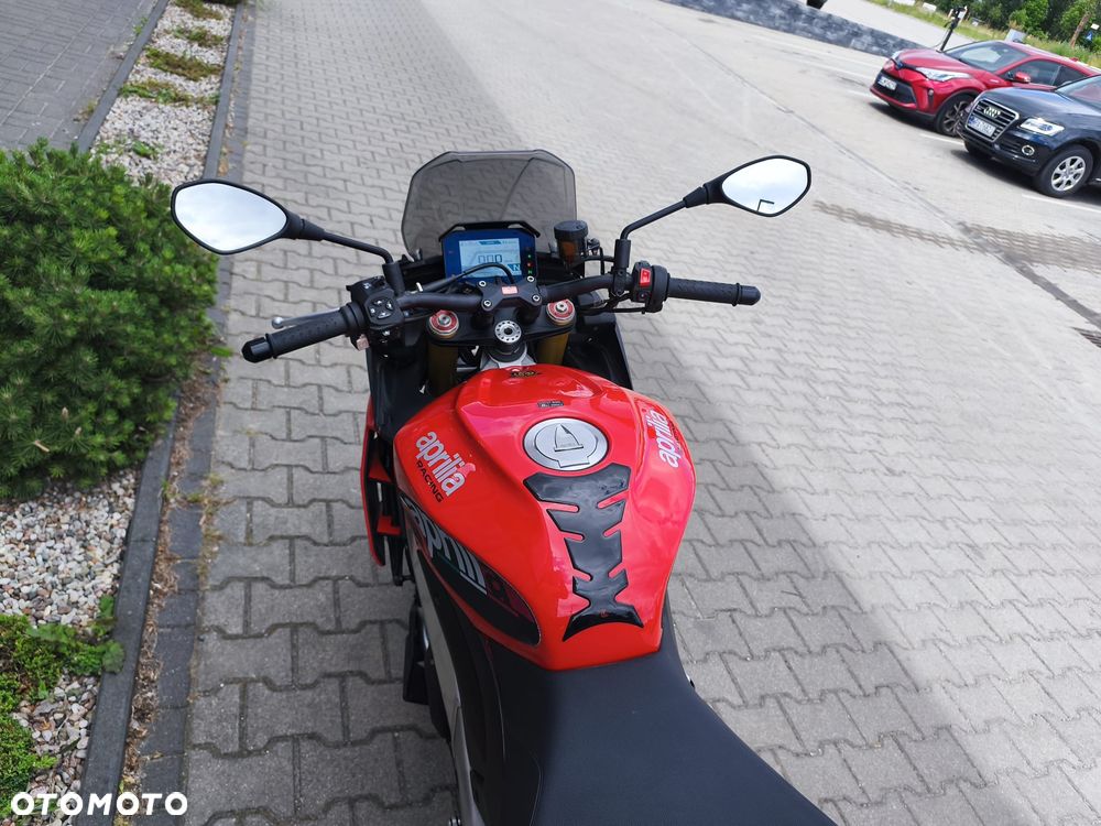 Aprilia Tuono - 9