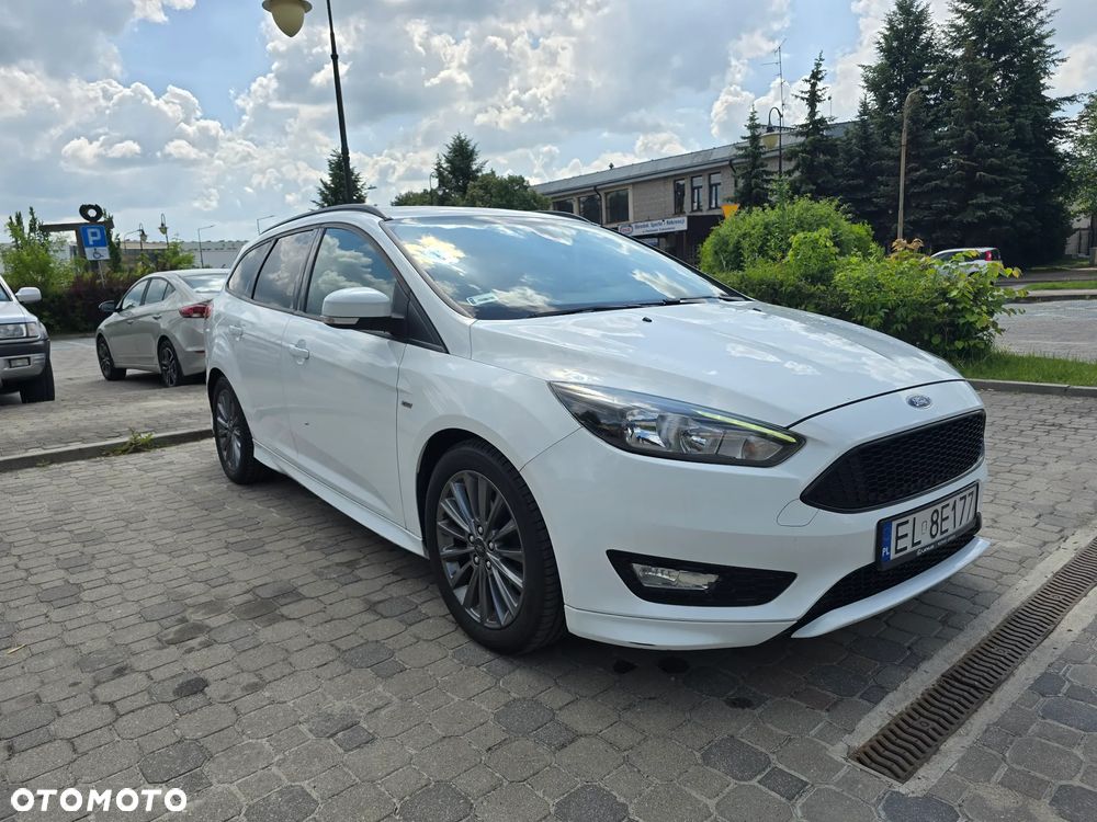 Ford Focus 1.5 EcoBoost ST-Line Black ASS - 1