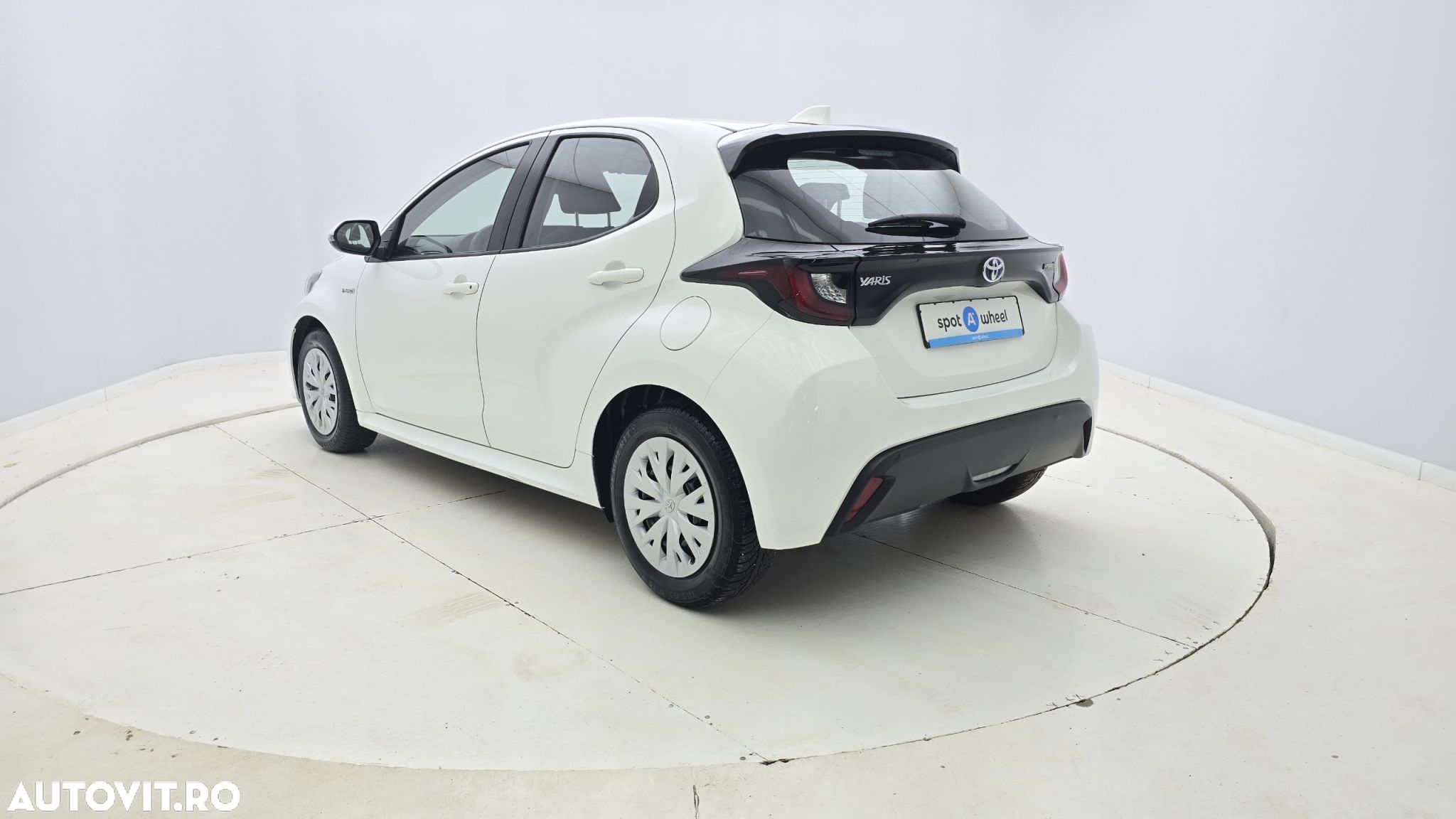 Toyota Yaris 1.5 116 CP HEV Active - 8