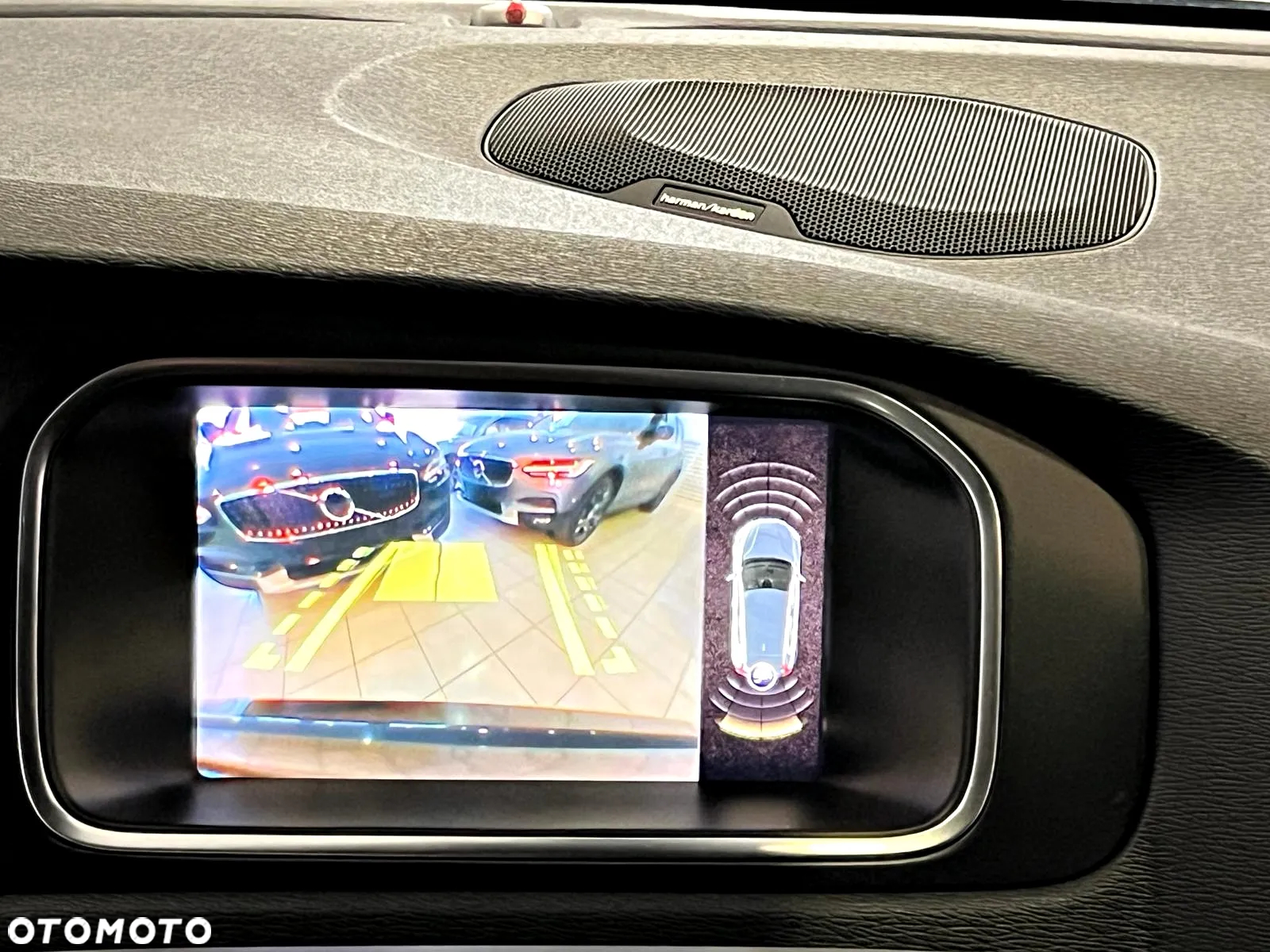 Volvo V40 D3 Geartronic RDesign - 27