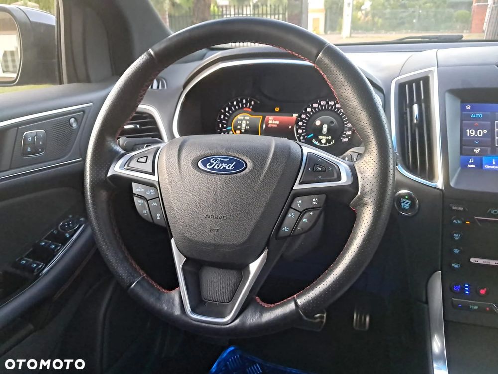 Ford Edge 2.0 EcoBlue Twin-Turbo 4WD ST-Line - 30