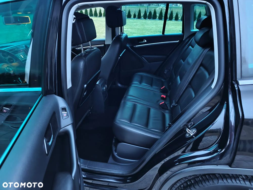 Volkswagen Tiguan - 24