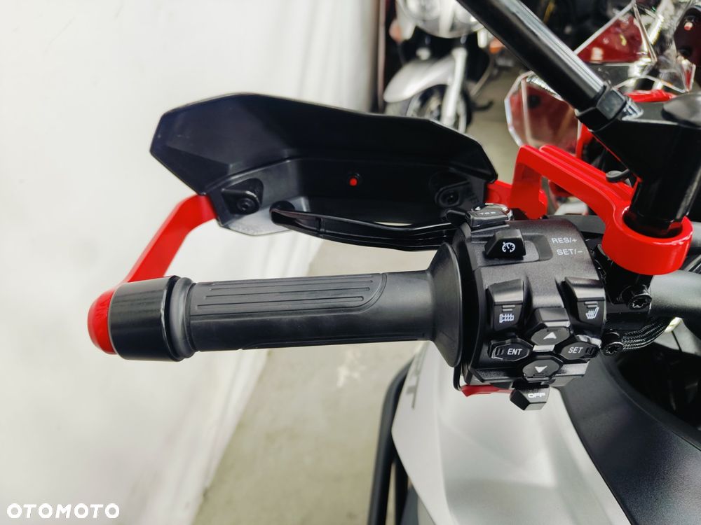 QJMOTOR 900 SX - 14