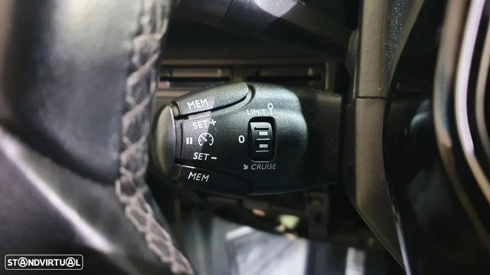 Peugeot 5008 1.6 BlueHDi GT Line - 19