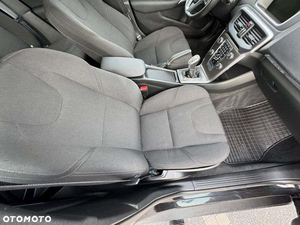 Volvo V40 Cross Country D2 Summum - 18