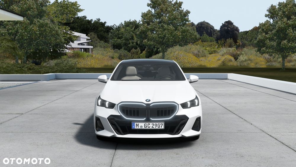 BMW Seria 5 520d xDrive - 6