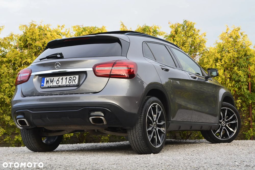 Mercedes-Benz GLA 200 7G-DCT AMG Line - 5